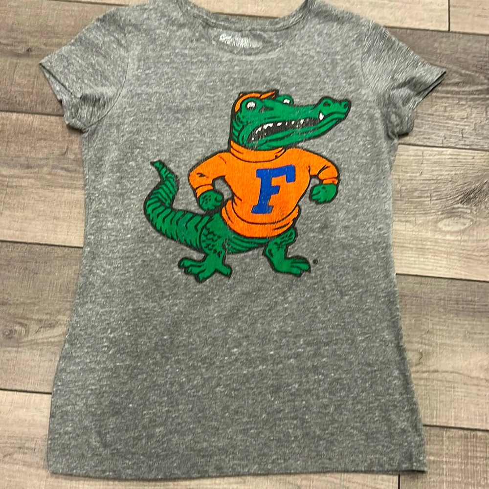 Florida Gators cap tee vintage style shirt. Worn once to football game